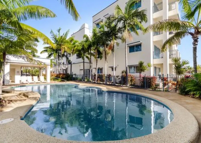 Madison Ocean Breeze Apartments